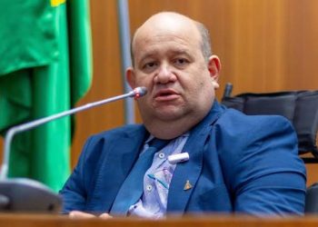 “Estão mostrando um cavalo dizendo que é um boi”, afirma Fred Maia sobre oposição tentar implicar governador no caso da Conafer