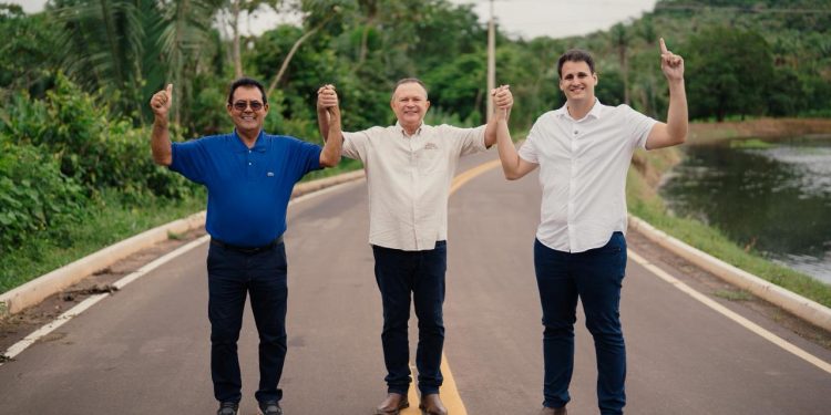 Orleans Brandão reitera compromisso com Presidente Dutra durante entrega de obras e serviços no município