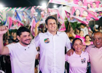 Orleans Brandão destaca trabalho social de Tharcianne Garcez em prol das mulheres durante lançamento de sua candidatura a deputada federal